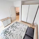 아파트 Urban Escape By Adriatic Living