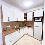 아파트 Urban Escape By Adriatic Living *