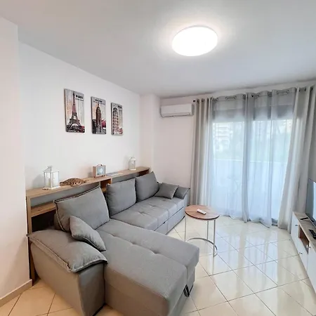 Urban Escape By Adriatic Living Apartment Durrës