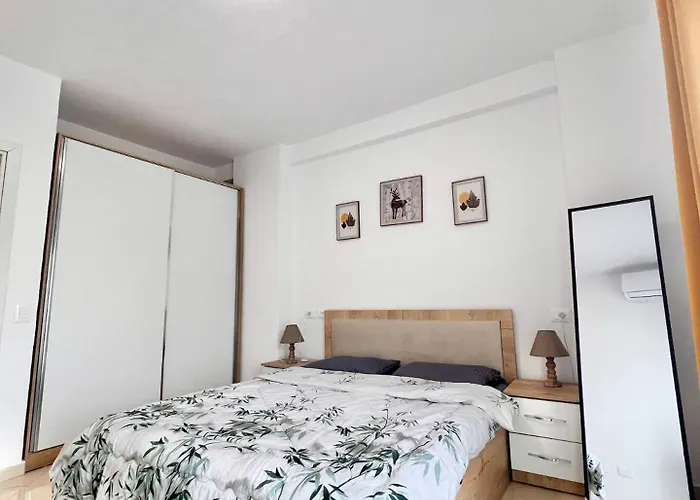 Urban Escape By Adriatic Living Appartement *