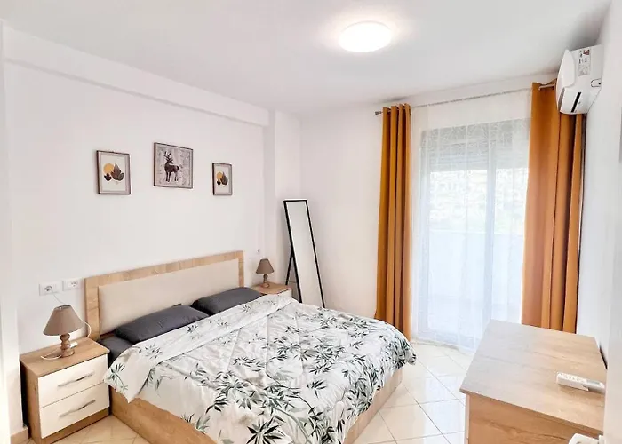 Urban Escape By Adriatic Living Appartement Durrës